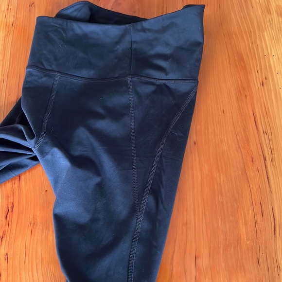 NWOT Girlfriend Collective Black Compressive Leggings - size L - Picture 7 of 7